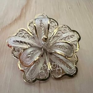 Sterling Silver filigree flower brooch